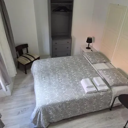 Quarto em Acomodações Particulares Visita Int