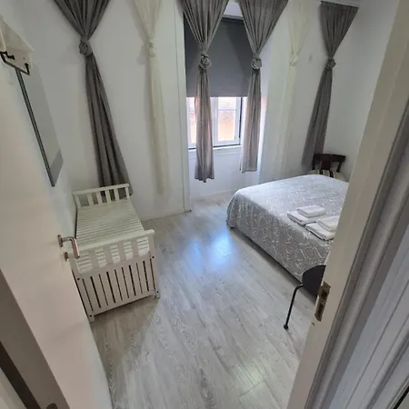 Quarto em Acomodações Particulares Visita Int *