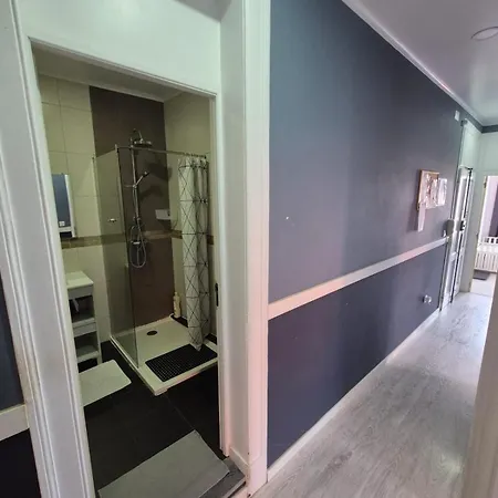 Quarto em Acomodações Particulares Visita Int Lisboa