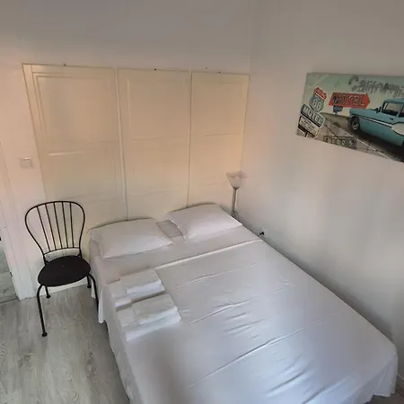 Quarto em Acomodações Particulares Visita Int *