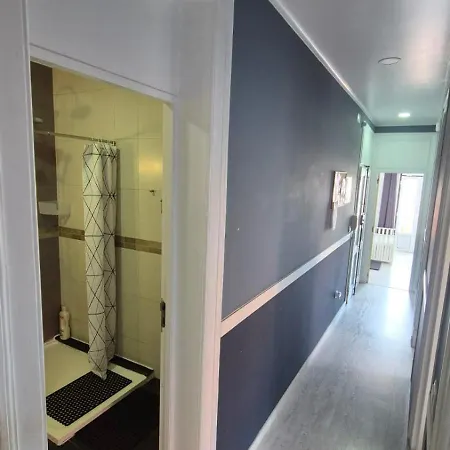 Rum i privatbostad Visita Int Lisboa