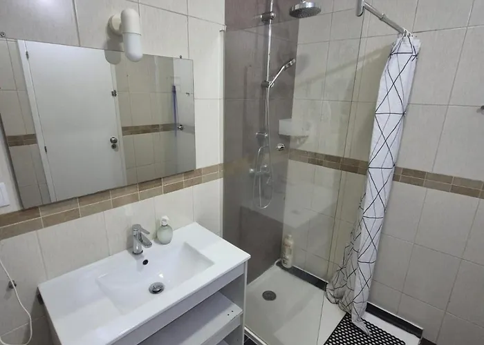 Δωμάτια σε οικογενειακή κατοικία Visita Int